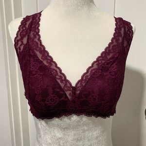 💗Victoria’s Secret 💗Burgundy lace bralette
